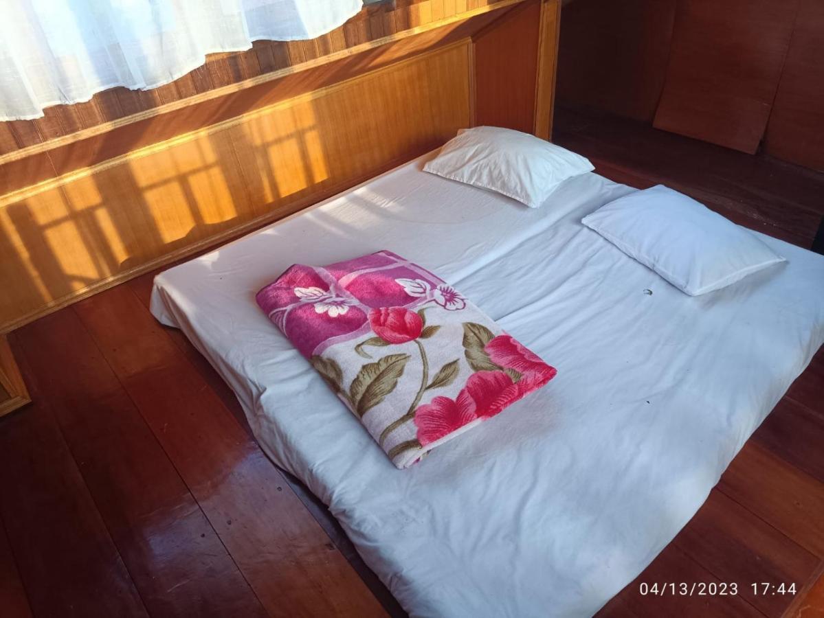 Gabelo Guest House Bukittinggi Exteriör bild