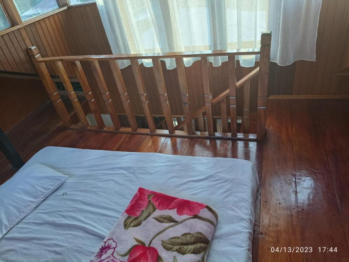 Gabelo Guest House Bukittinggi Exteriör bild